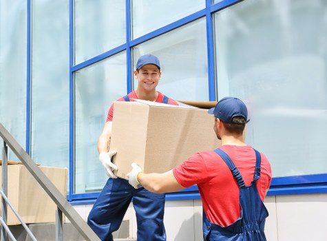 Packing and preparation for local storage in Westminster